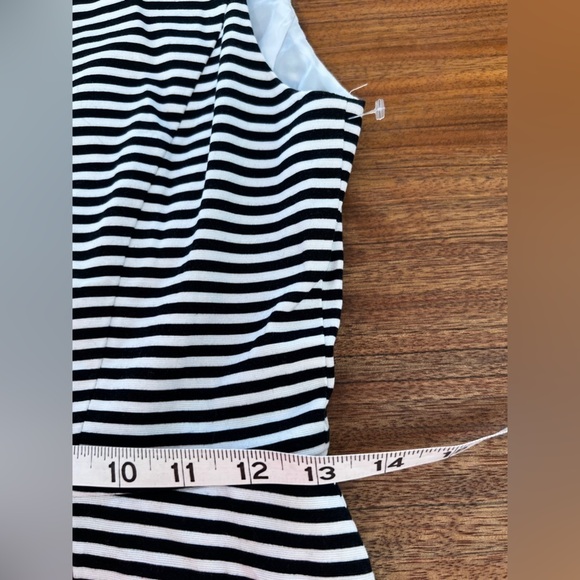 Kate Spade Saturday Let Loose Dress Fit Flare Black White Stripe Size 0 - Picture 12 of 12
